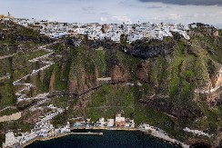 GRCI PROŠLI KROZ PAKAO, GAĐAO IH CUNAMI OD 30 METARA! Razoran zemljotres već pogađao Santorini (FOTO)