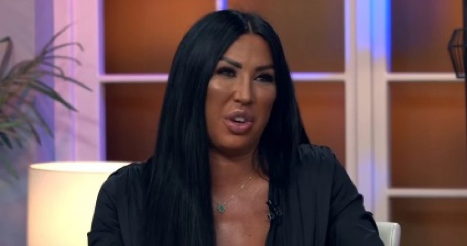 SKANDALČINA U EMISIJI UŽIVO! Tijana Ajfon napustila emisiju, bivši sportista je nazvao prostitutkom, ona napala voditeljku!