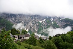OD FUDBALSKOG TERENA DO UMETNIČKE POZORNICE Nasleđe i misija Božidara Mandića